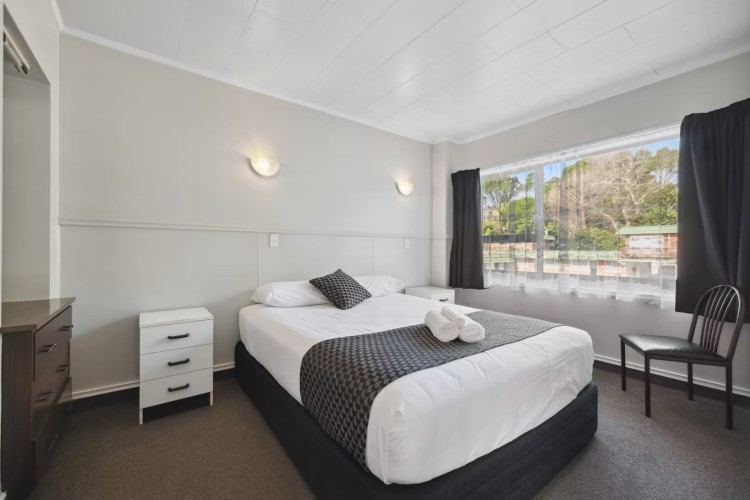 Two-bedroom motel 