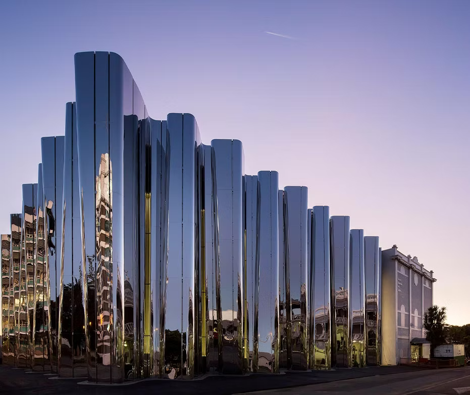New Plymouth art gallery